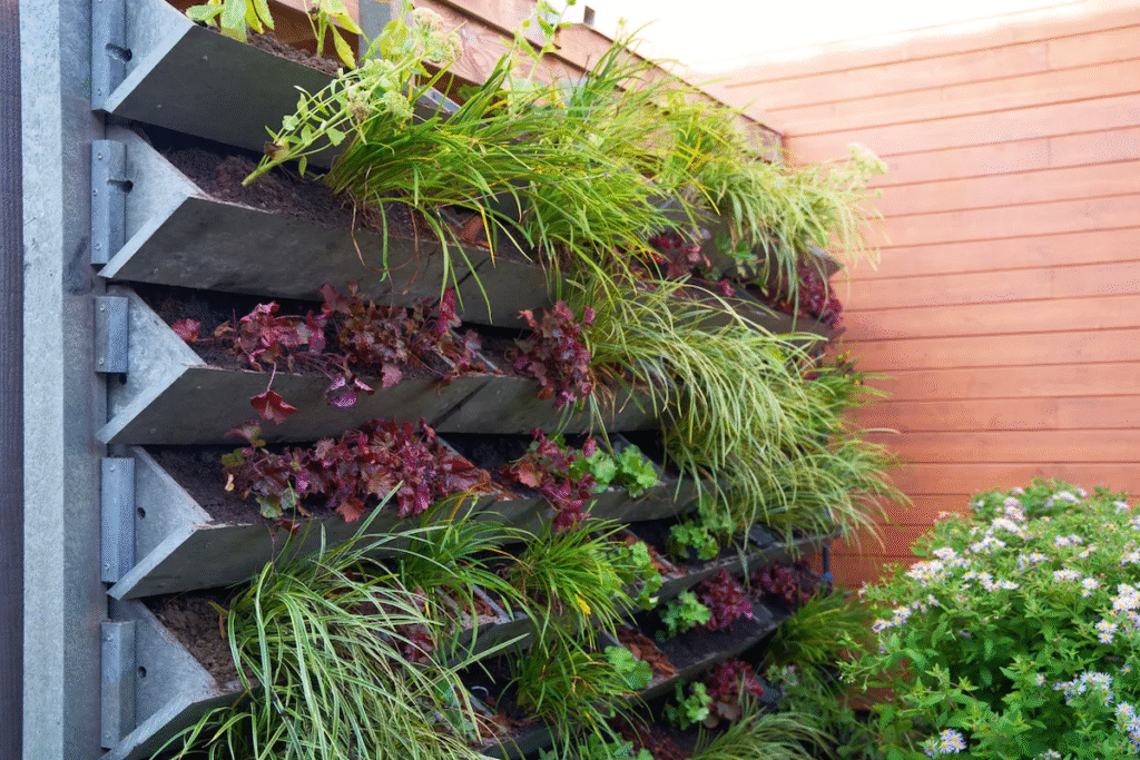 DIY Vertical Garden Ideas for Tight Spaces